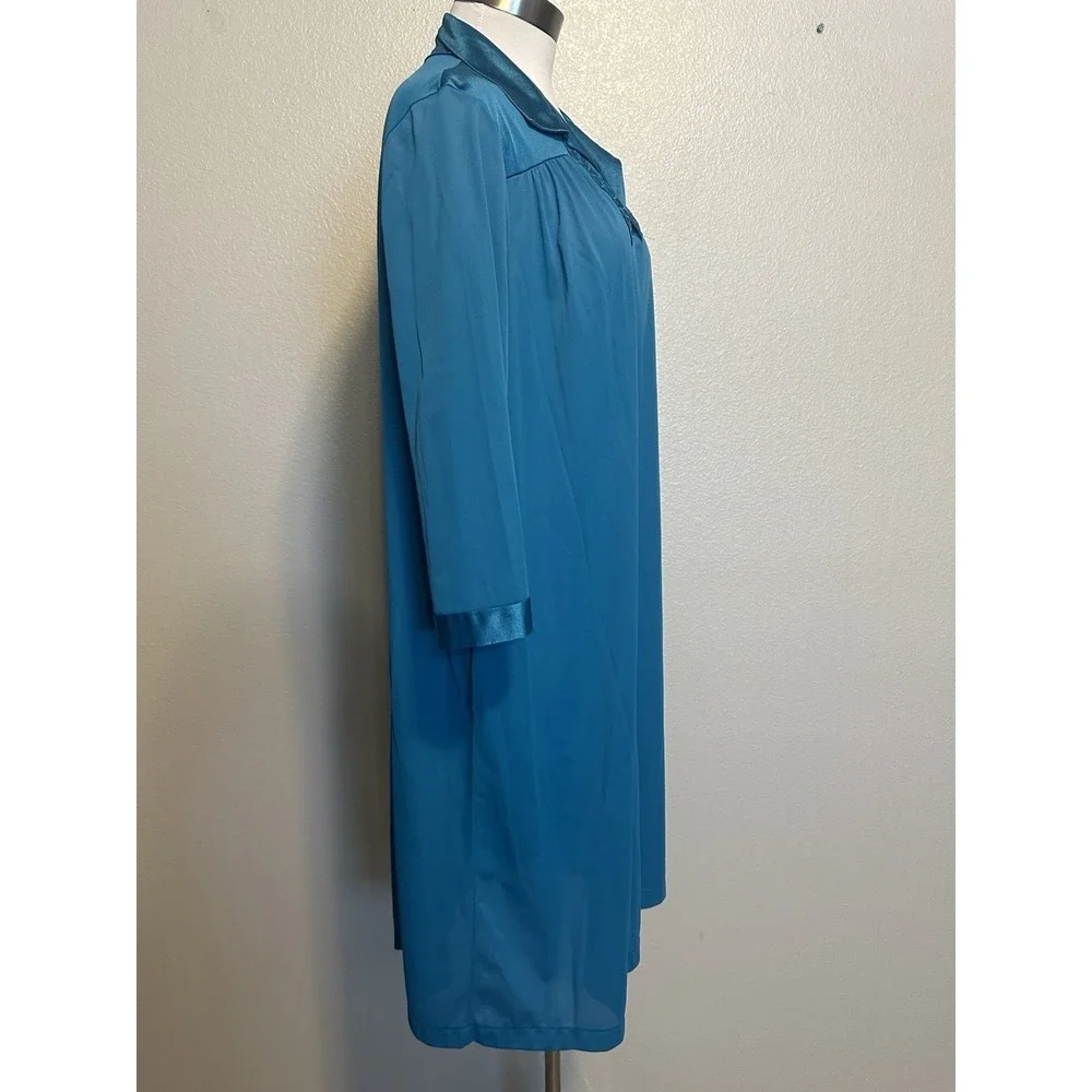 Vanity Fair Blue Gown Robe Nylon Lace Trim Nightgown Vintage Lingerie Peignoir M